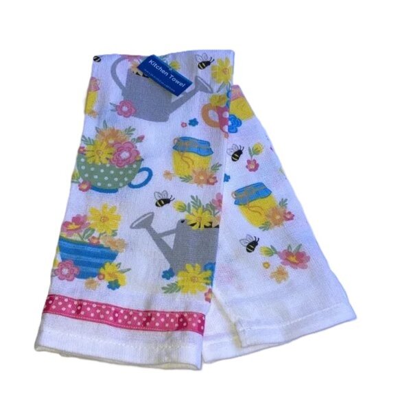 FLOWERS IN BLOOM Kitchen Towel Tea Cups Watering Cans Bees NEW 14 x 24 inches - Picture 1 of 11
